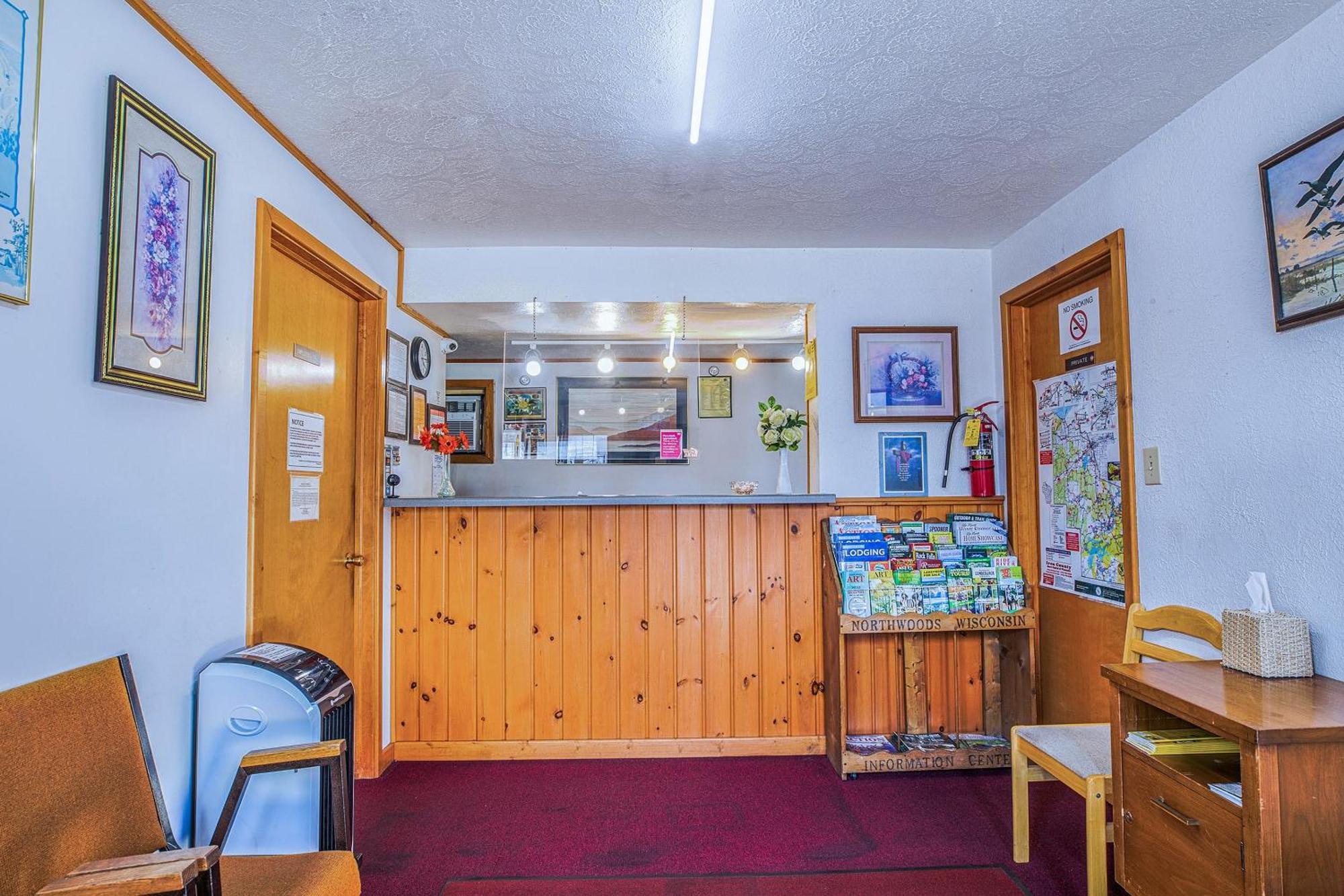 Love Hotels Silver Street By Oyo At Hurley Wi Extérieur photo