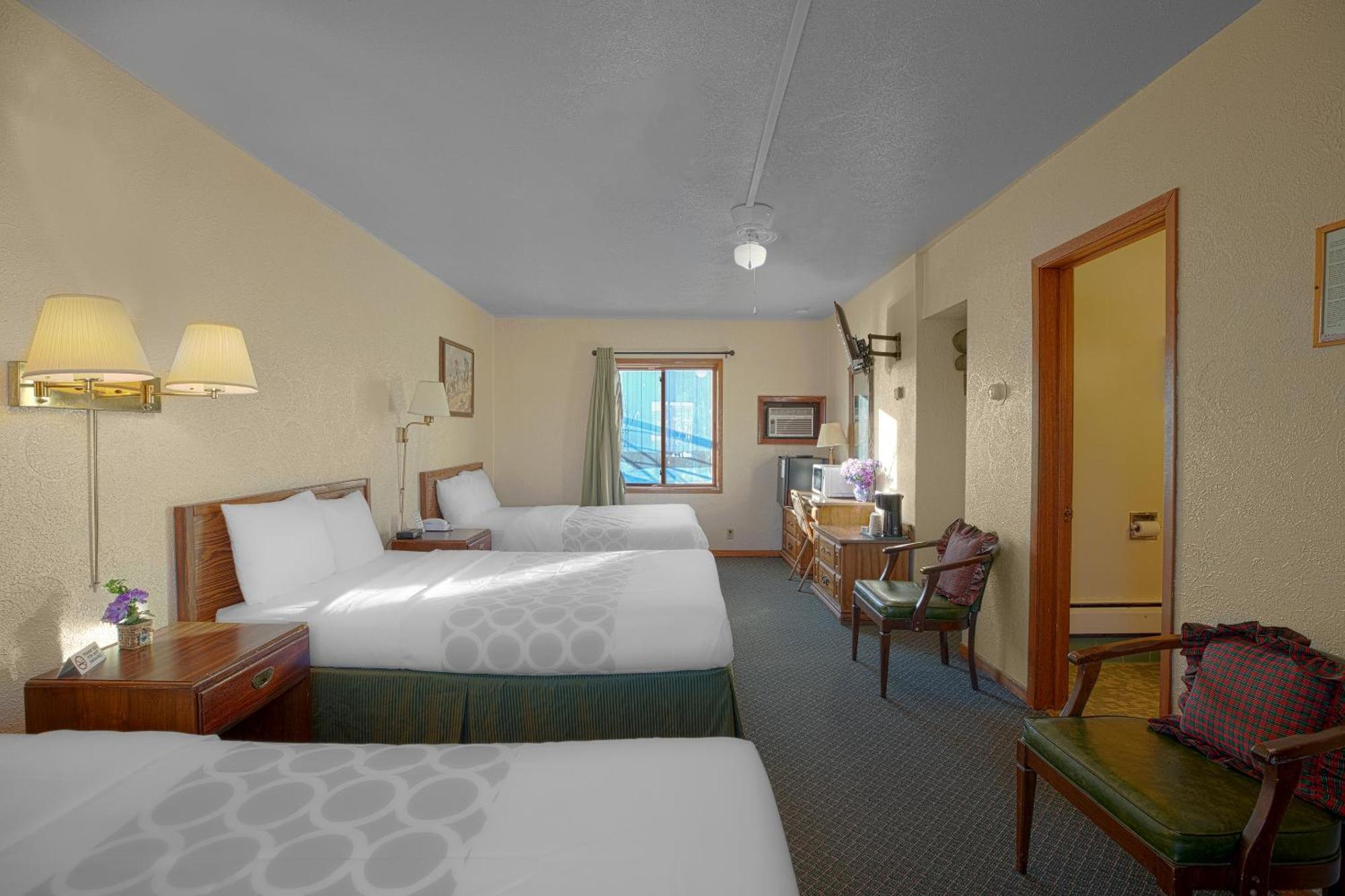 Love Hotels Silver Street By Oyo At Hurley Wi Extérieur photo