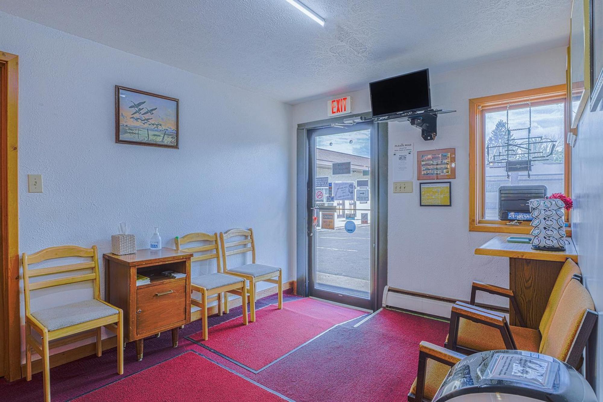 Love Hotels Silver Street By Oyo At Hurley Wi Extérieur photo